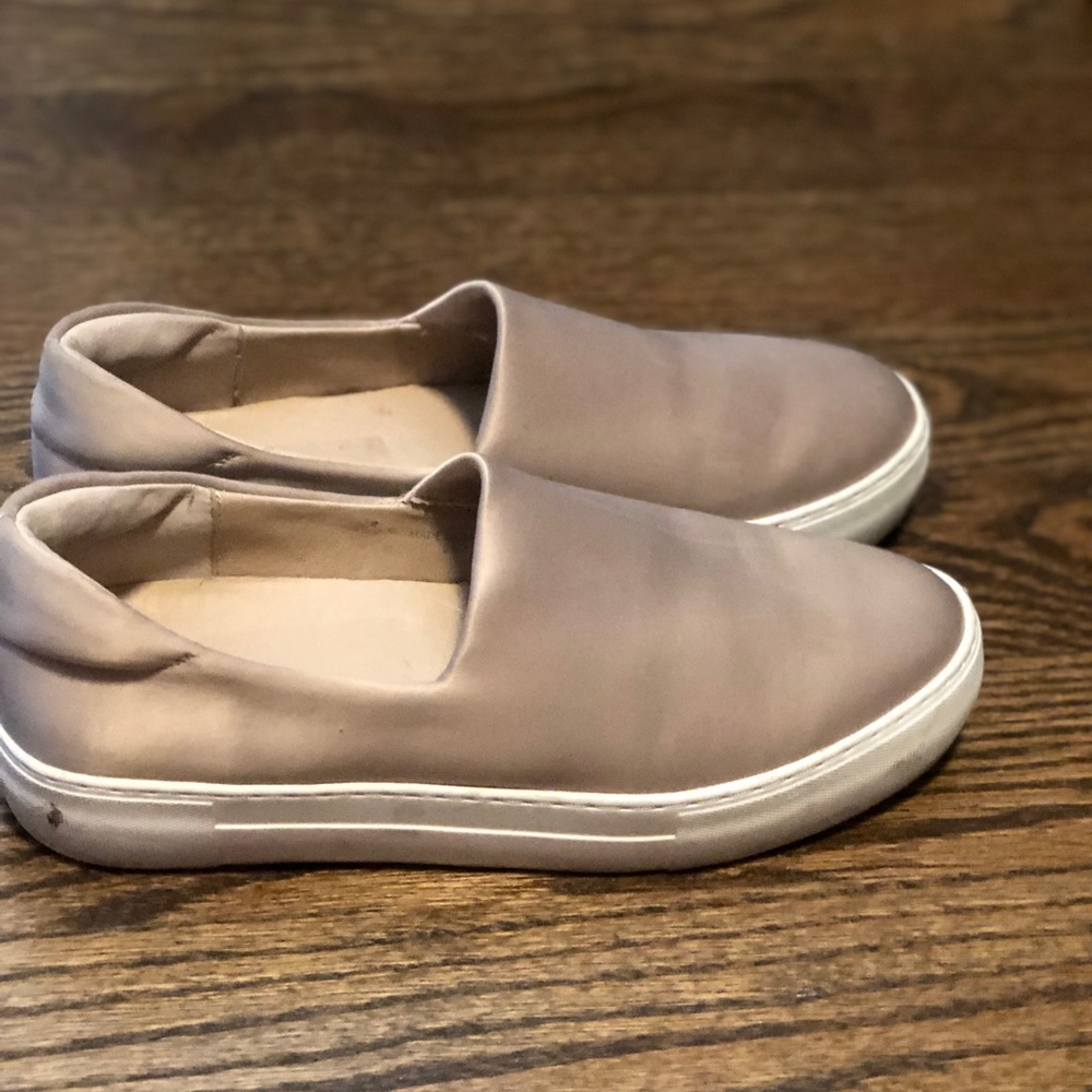 Gold J slides shoes. Worn once size 8.5